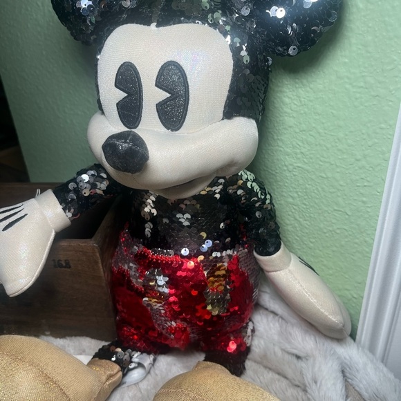 Mickey Mouse Reversible Sequin Plush – Small – 15'' – Special Edition. - Picture 6 of 13